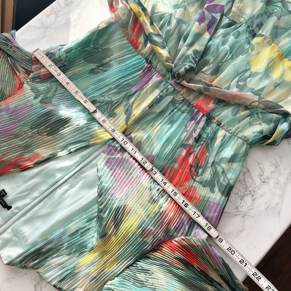 Alex‎ Marie Long Sleeve Green Floral Pleated Belted Midi Dress Women's Size 8 - Picture 10 of 12